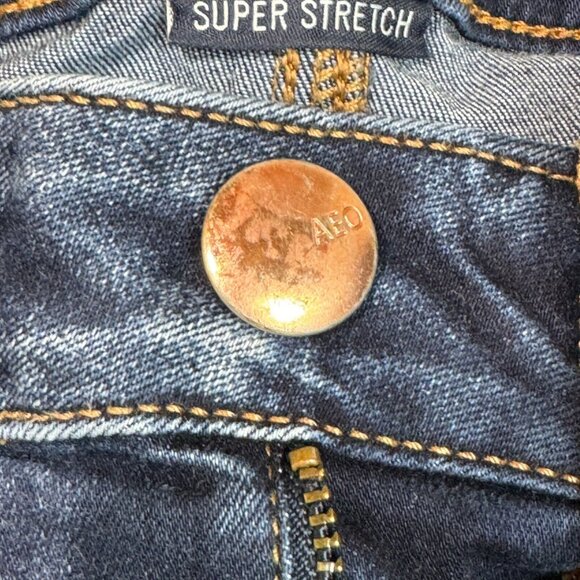 American Eagle Jeans Blue Distressed Casual Super Low Jegging Women's Size 6 - Picture 8 of 14